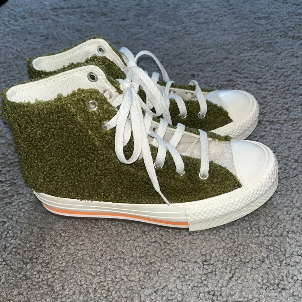 Converse Chuck Taylor Sherpa Eva Lift Platform Hi Moss Sneaker Women's 6 Youth 4